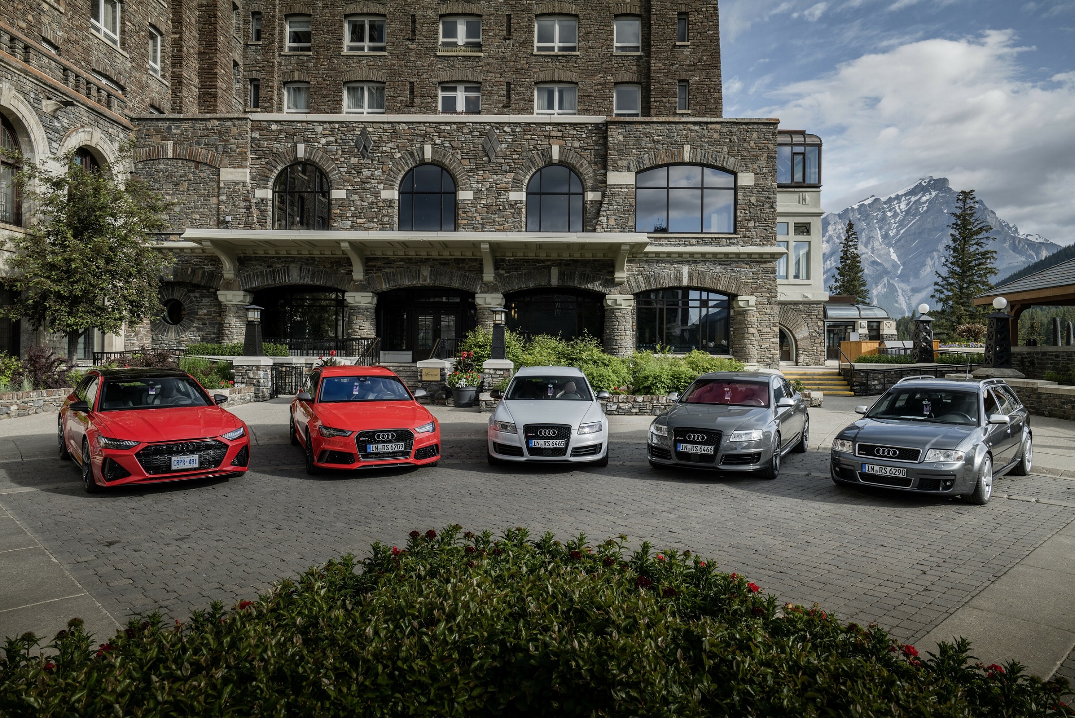 Audi RS 6: 20 χρόνια, τέσσερις γενιές, κορυφαίες επιδόσεις