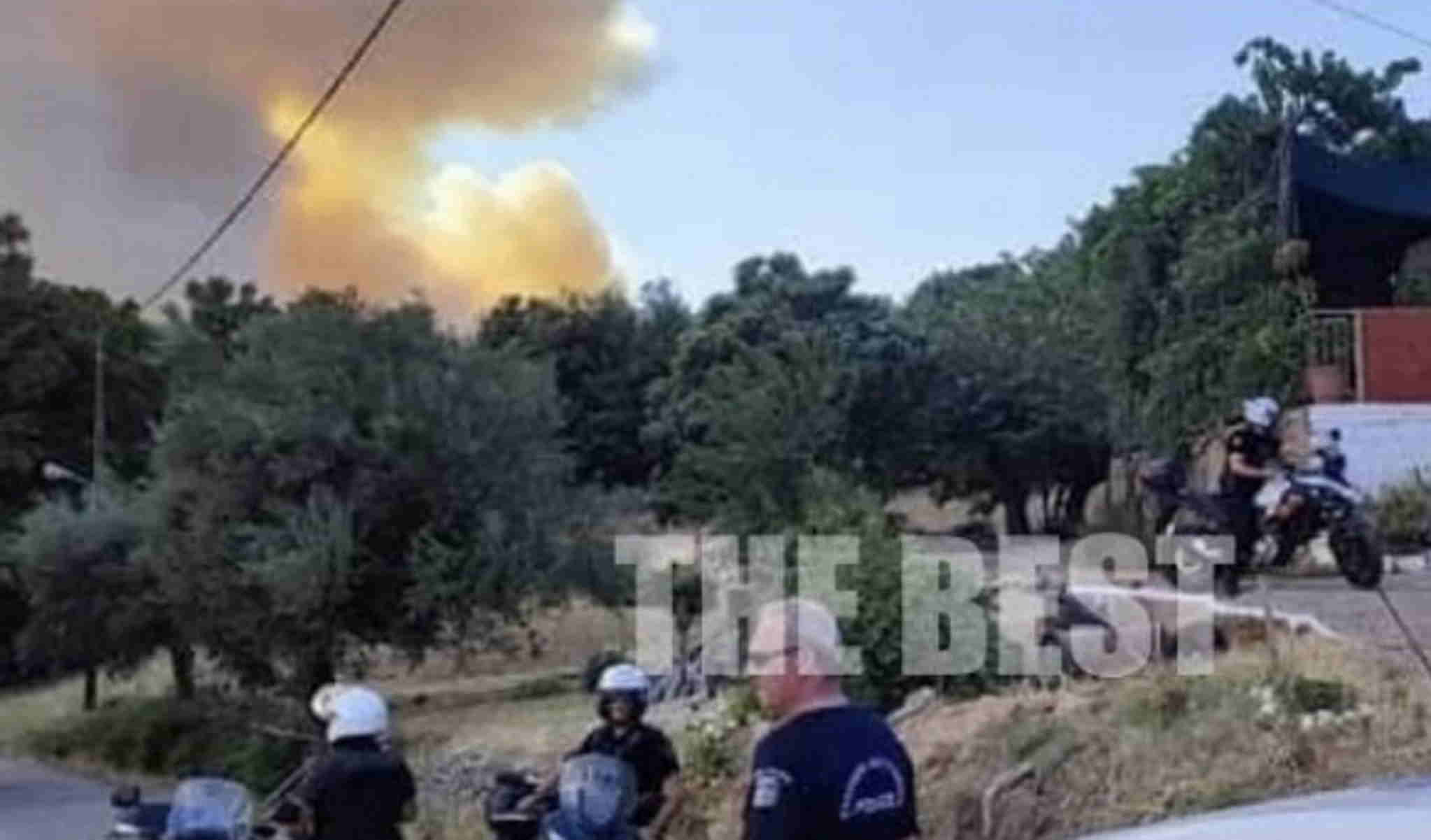 «Ξεφεύγει» η μεγάλη φωτιά στην Αχαΐα – Μπήκε στον Δήμο Ερυμάνθου και πλησιάζει οικισμούς που εκκενώθηκαν