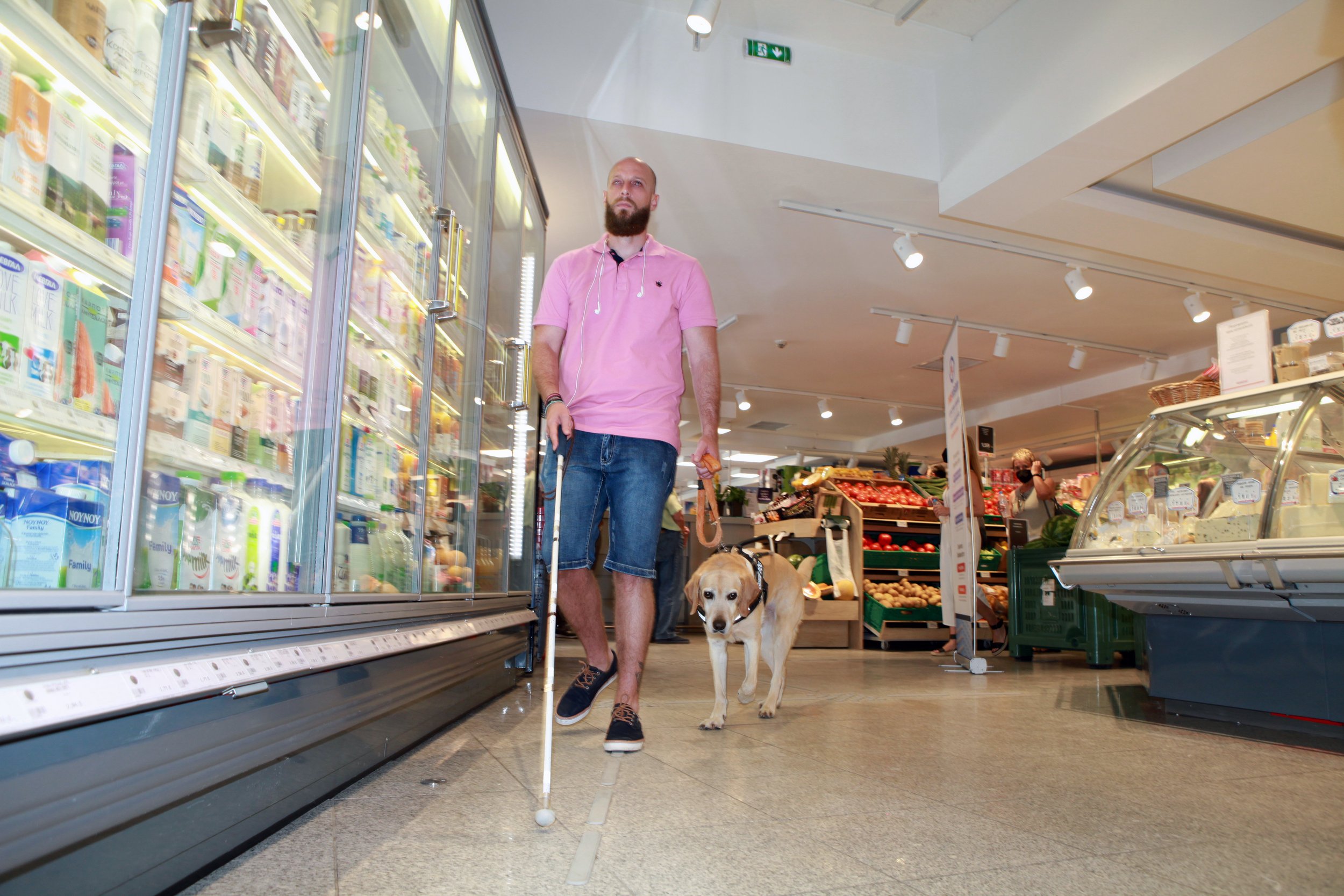 Θεσσαλονίκη: Το πρώτο σούπερ μάρκετ για άτομα με οπτική αναπηρία έκανε τον κόσμο λίγο πιο δίκαιο