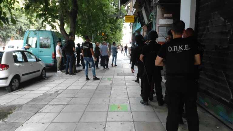 Θεσσαλονίκη: Βρήκαν «πολεμοφόδια» αντιεξουσιαστών σε κτήριο του ΕΦΚΑ που τελούσε υπό κατάληψη επί 7 χρόνια