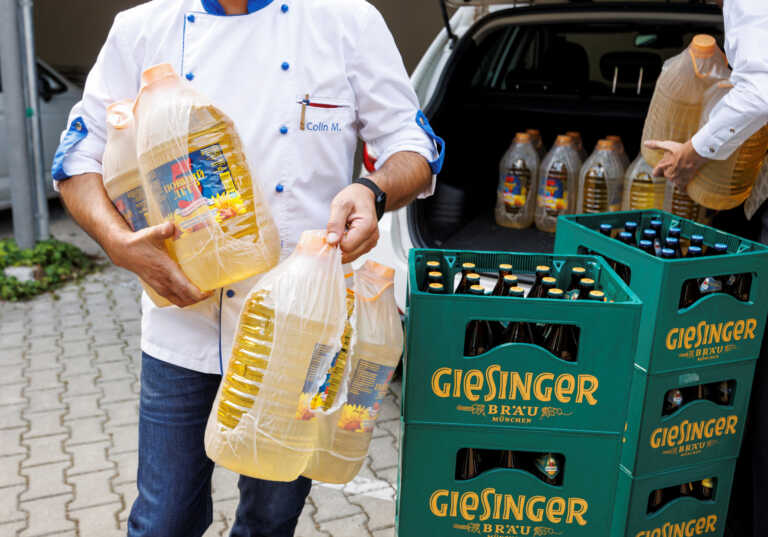 Μπυραρία στο Μόναχο χρεώνει 1 λίτρο μπύρα για 1 λίτρο ηλιέλαιο