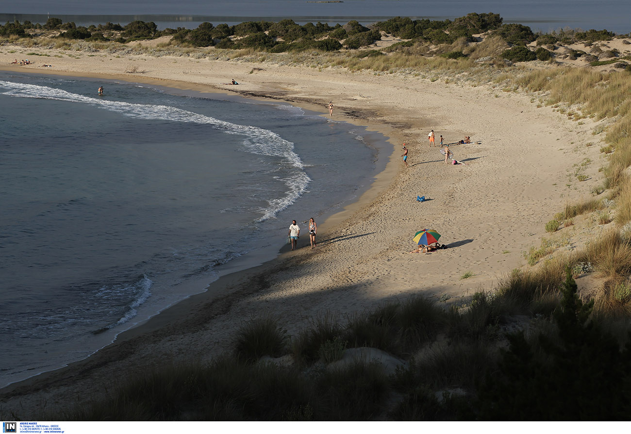 Παραλίες στην Πελοπόννησο: Τέσσερις προτάσεις στη Μεσσηνία που θα σε εντυπωσιάσουν