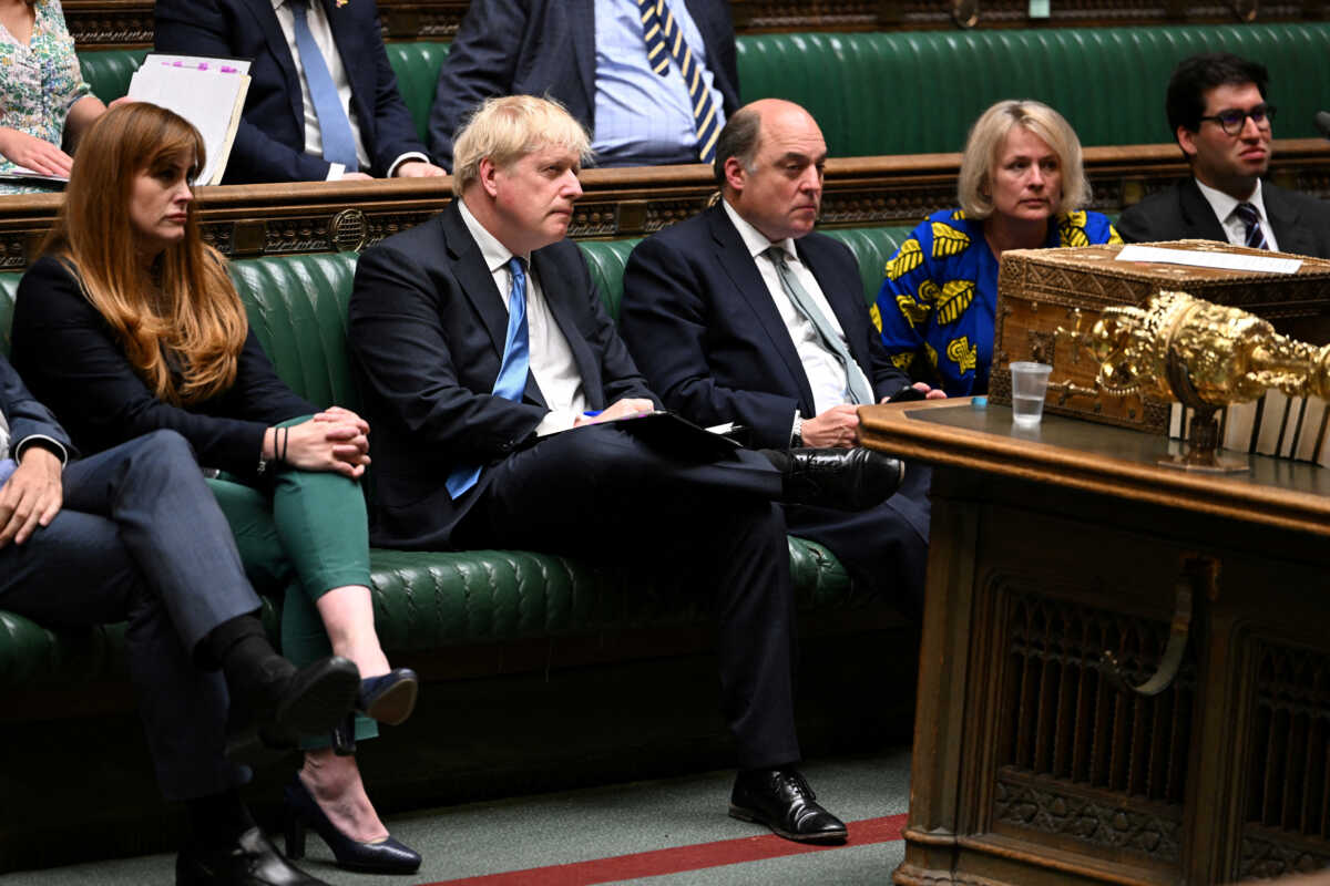 Βρετανία: Χωρίς τέλος οι παραιτήσεις υπουργών του Μπόρις Τζόνσον