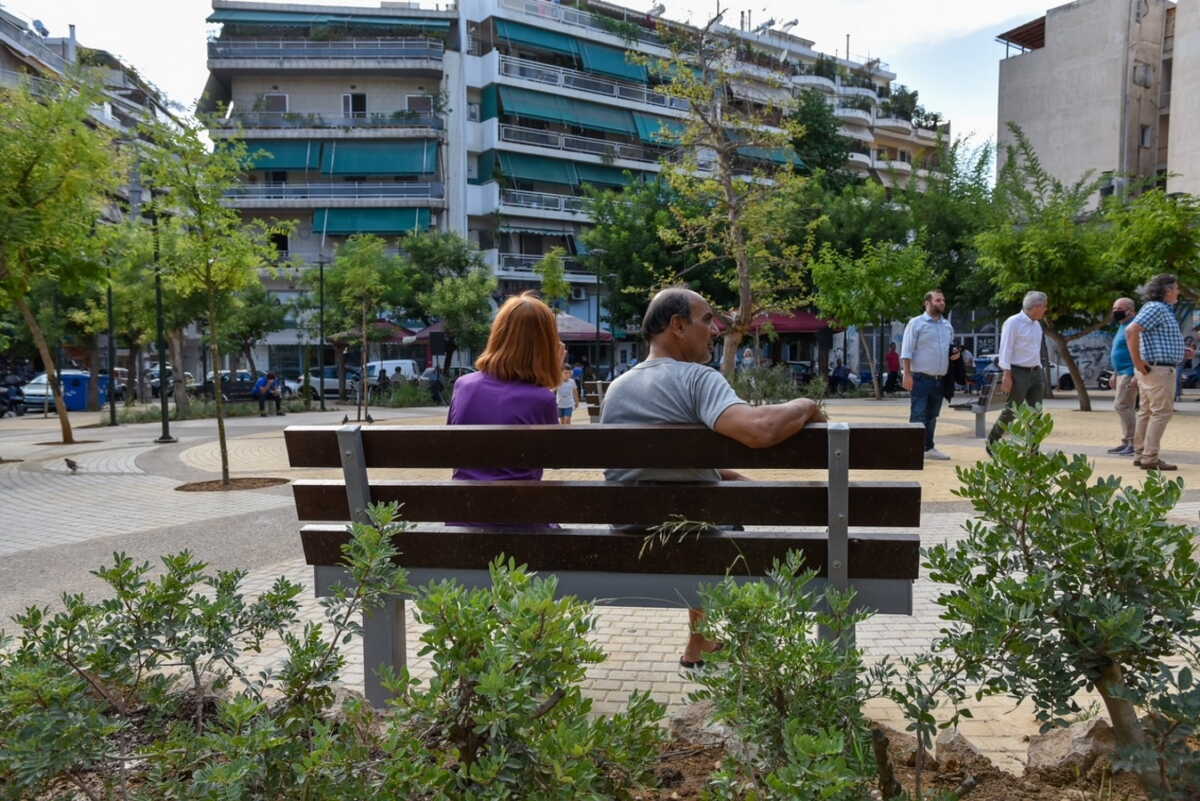 Δήμος Αθηναίων: Διπλή ανάπλαση στα Κάτω Πατήσια με πράσινο αστικό εξοπλισμό και σύγχρονες υποδομές