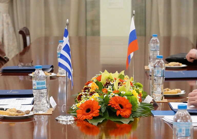 Πρέσβης Ρωσίας στην Ελλάδα: Οι διμερείς σχέσεις έχουν καταστραφεί εξαιτίας της Αθήνας