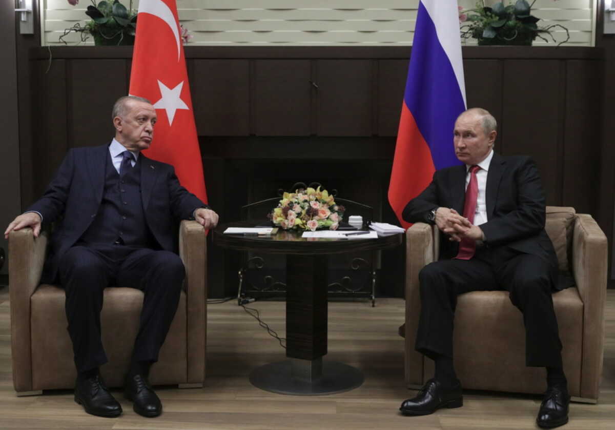 Ο Ερντογάν θα μιλήσει στον Πούτιν για τον πυρηνικό σταθμό στη Ζαπορίζια