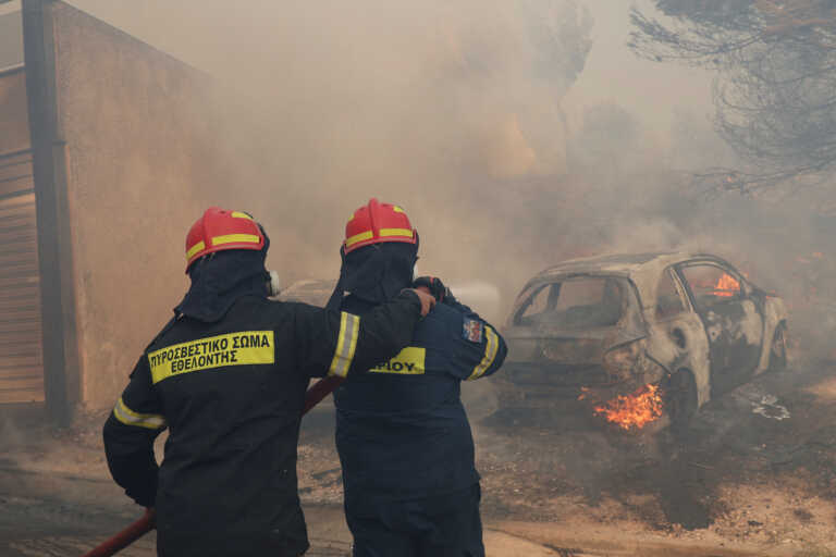 Έκκληση από την Πυροσβεστική για πιστοποιημένους εθελοντές πυροσβέστες – Ζητούνται νέοι 30-40 ετών