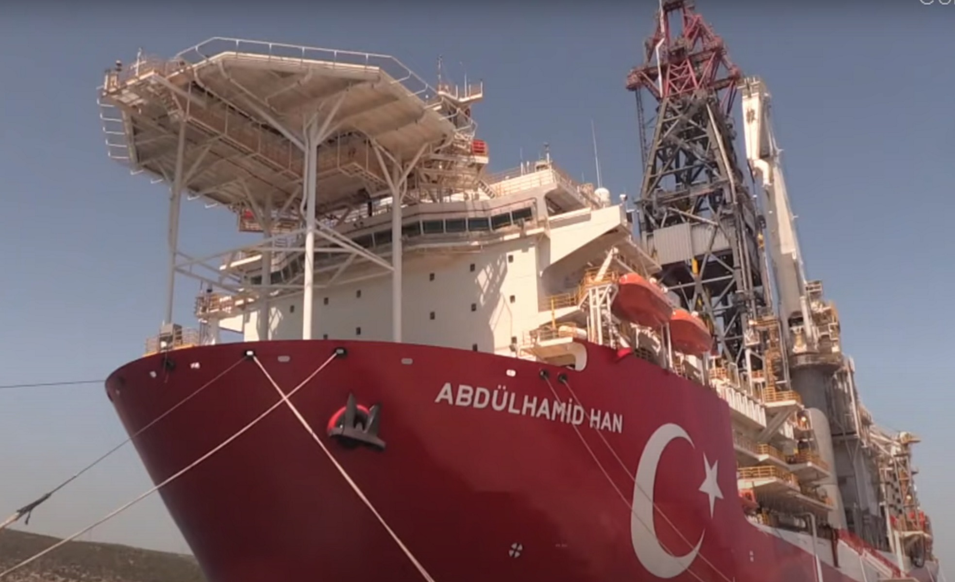 Η Τουρκία έβγαλε στην Ανατολική Μεσόγειο το γεωτρύπανο «Αμπντουλχαμίτ Χαν»