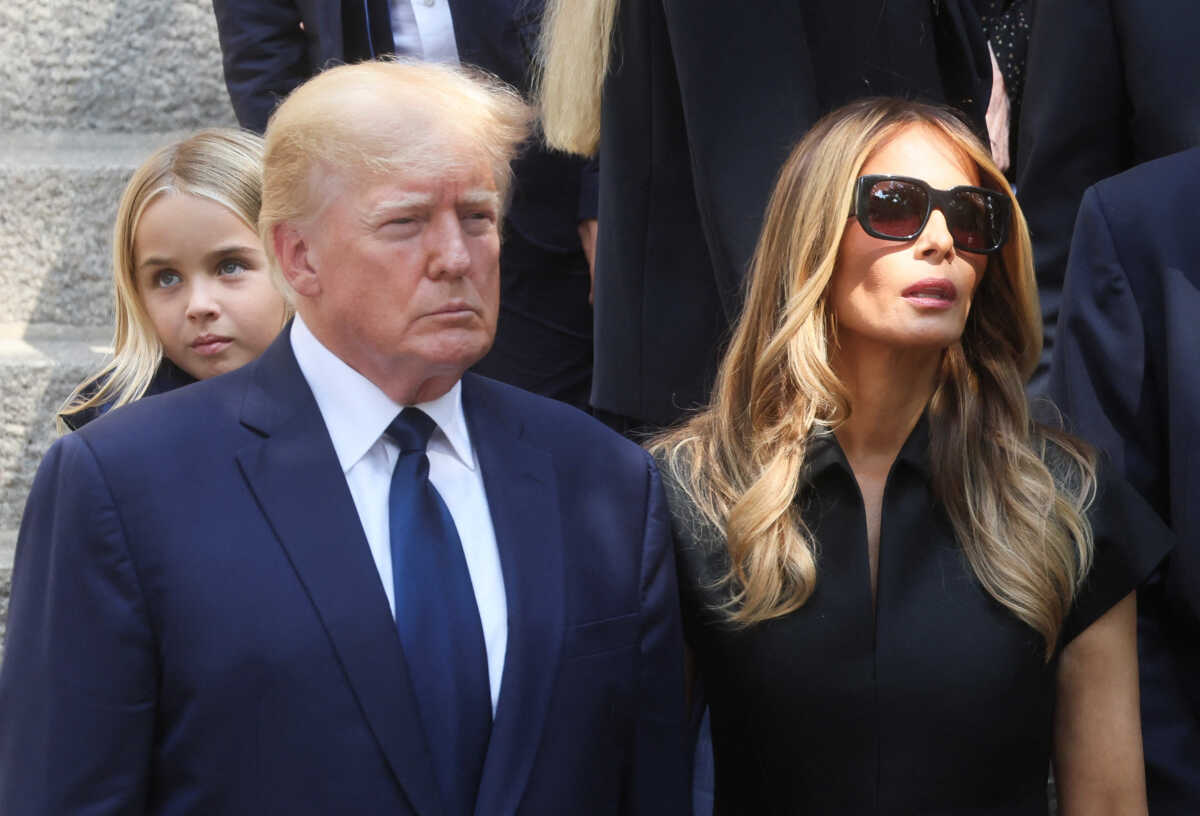 Με τη Μελάνια ο Ντόναλντ Τραμπ στην κηδεία της πρώην συζύγου του Ιβάνα