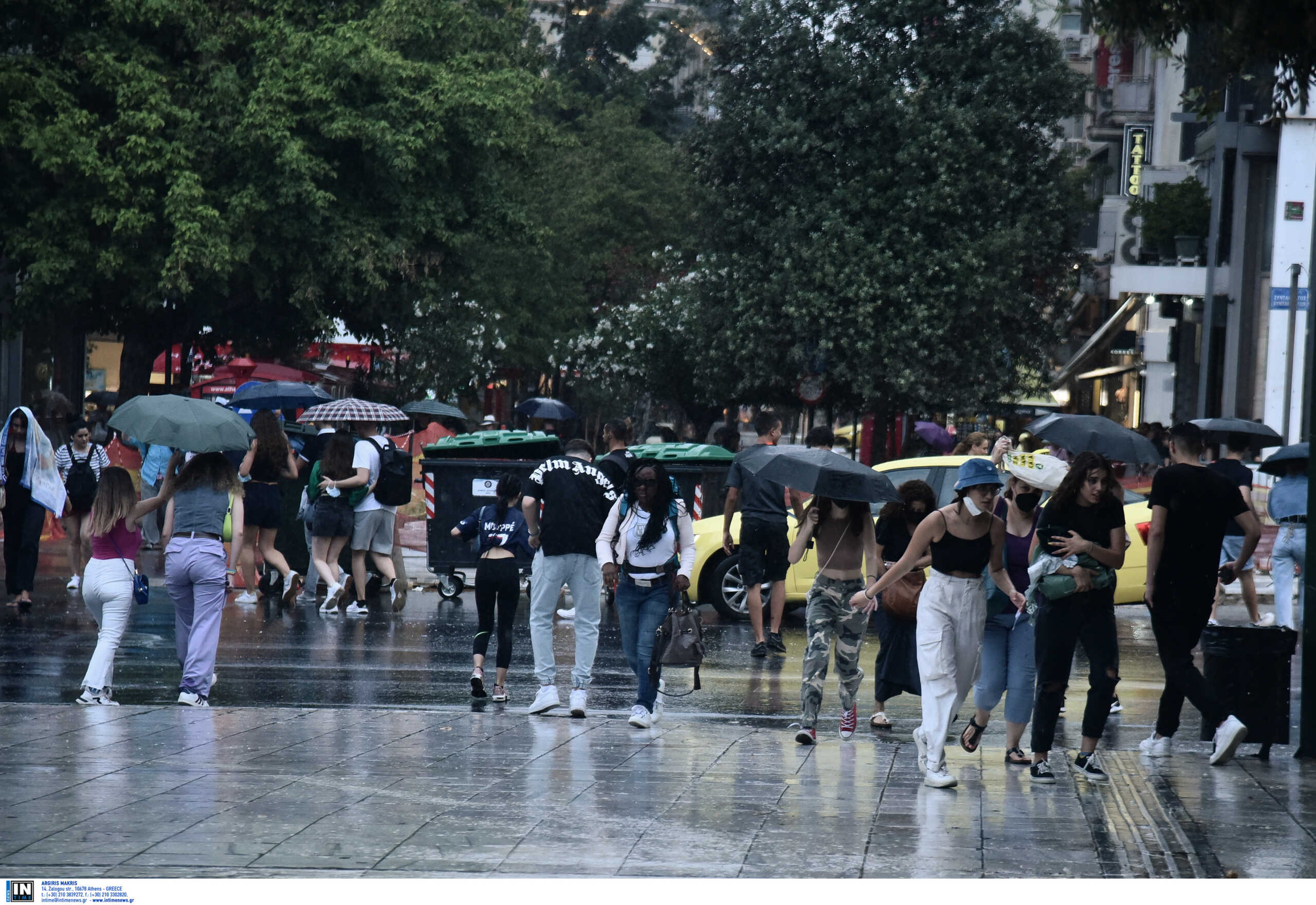 Καιρός – Meteo: Ο καύσωνας «μαλακώνει» και έρχονται καταιγίδες τοπικά ισχυρές με αφρικανική σκόνη