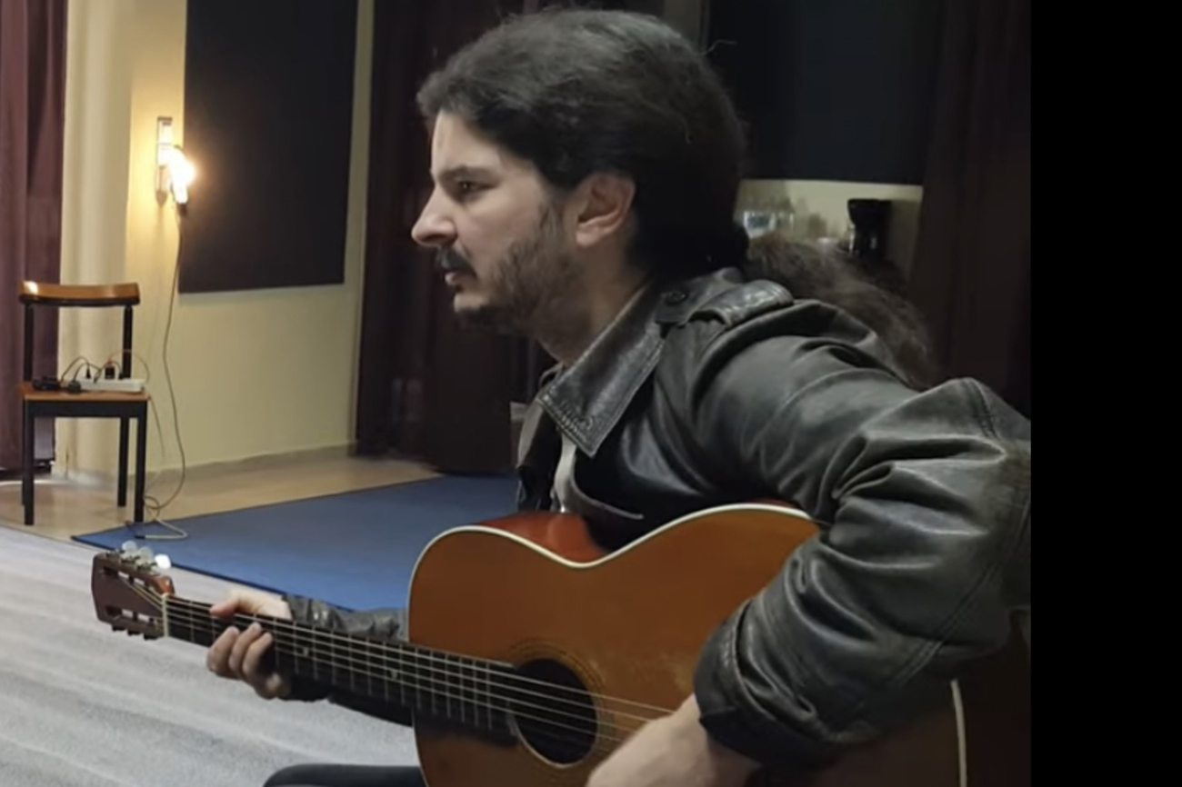 Πέθανε ο κιθαρίστας Κώστας Γεράκης σε ηλικία μόλις 40 ετών