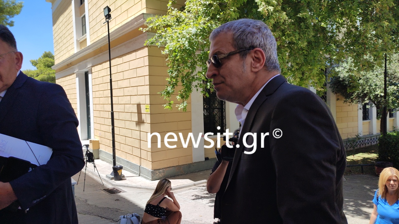 Θέμης Αδαμαντίδης: «Εγώ υπήρξα θύμα με τις γυναίκες» – Τι λέει για το βίντεο με την πρώην σύντροφό του