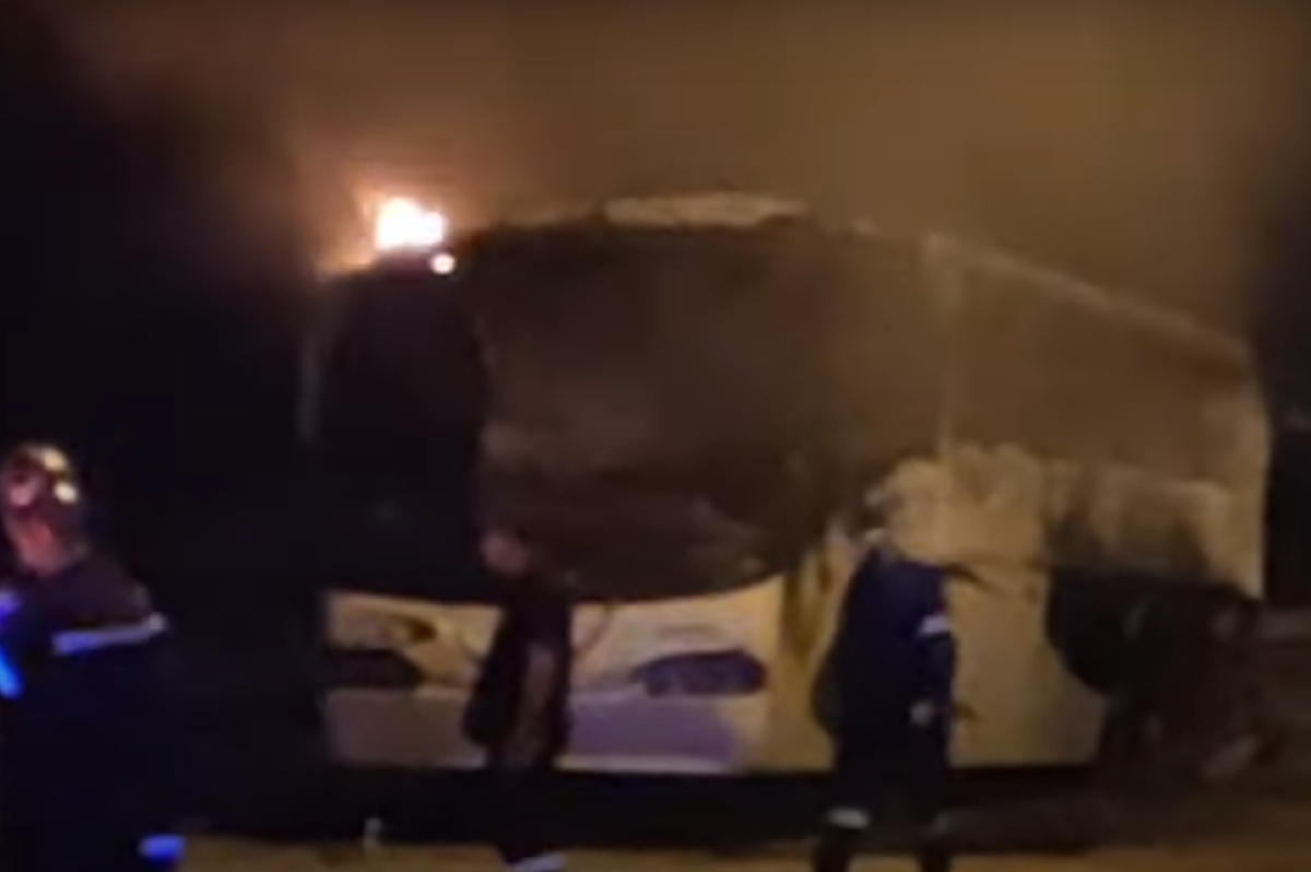 Φωτιά σε λεωφορείο των ΚΤΕΛ Κέρκυρα – Αθήνα – Σώοι και οι 27 επιβάτες