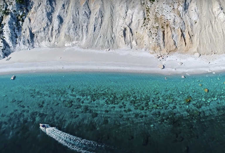 Λαλάρια: Μία από τις 50 καλύτερες παραλίες σε όλο τον κόσμο