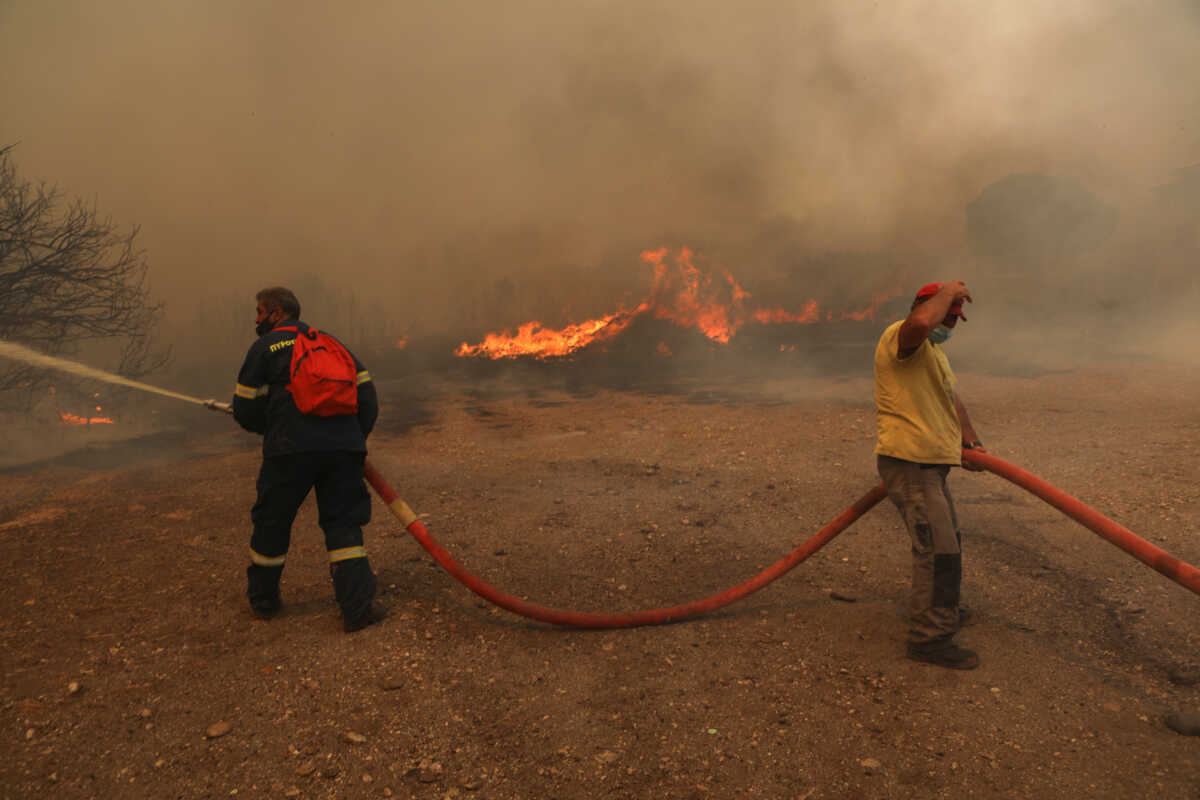 https://www.newsit.gr/wp-content/uploads/2022/07/lesvos-fotia_reuters20-1200x800.jpg