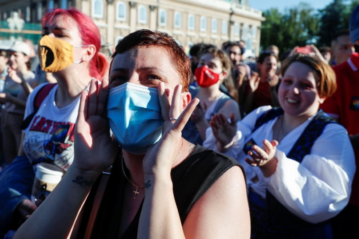 Ουγγαρία: Παραπέμπεται σε Δικαστήριο της ΕΕ επειδή παραβιάζει τα δικαιώματα των ΛΟΑΤΚΙ