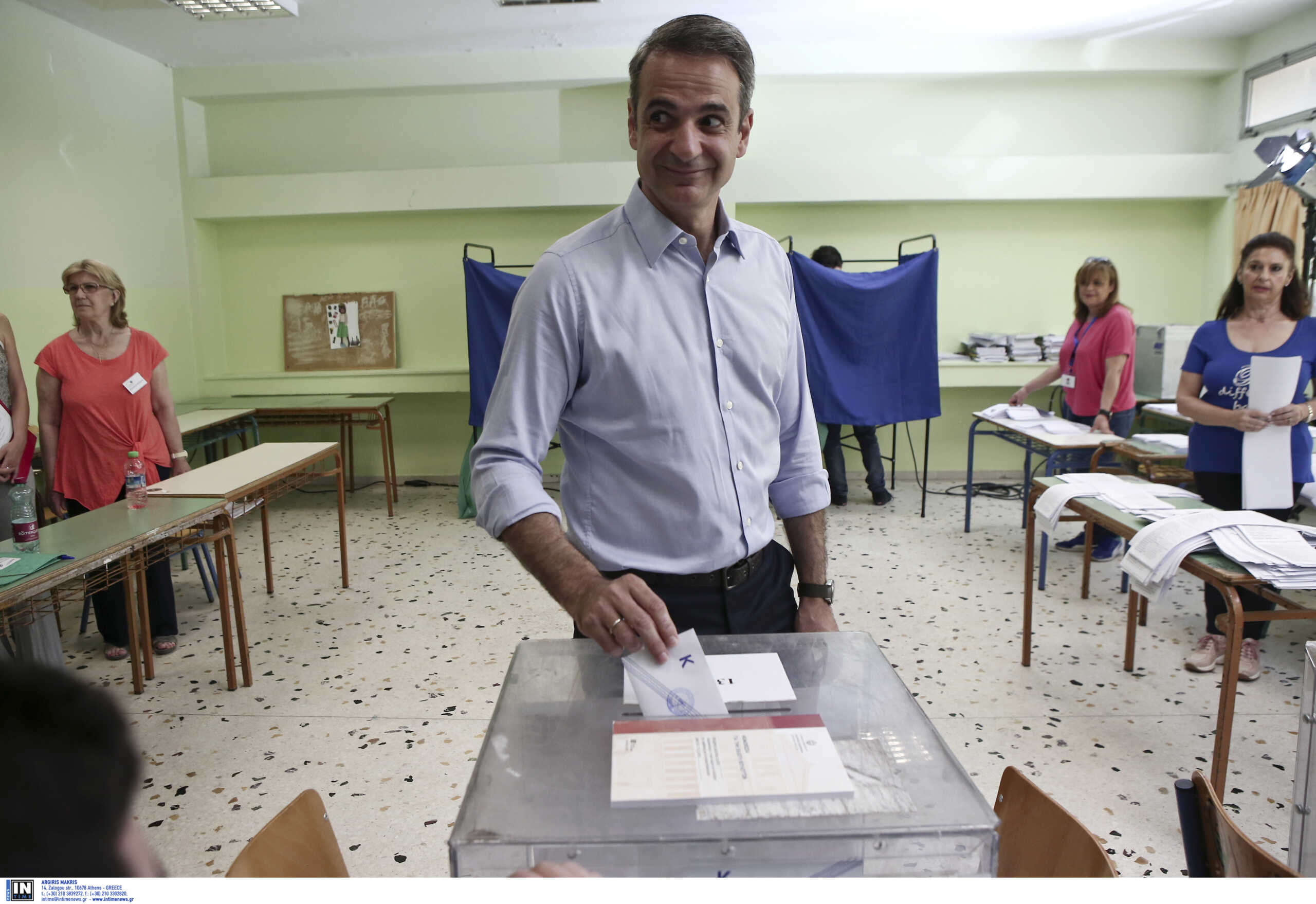 Δημοσκόπηση: Στο 7,8% η διαφορά ΝΔ από ΣΥΡΙΖΑ μετά την παρουσία Μητσοτάκη στη ΔΕΘ