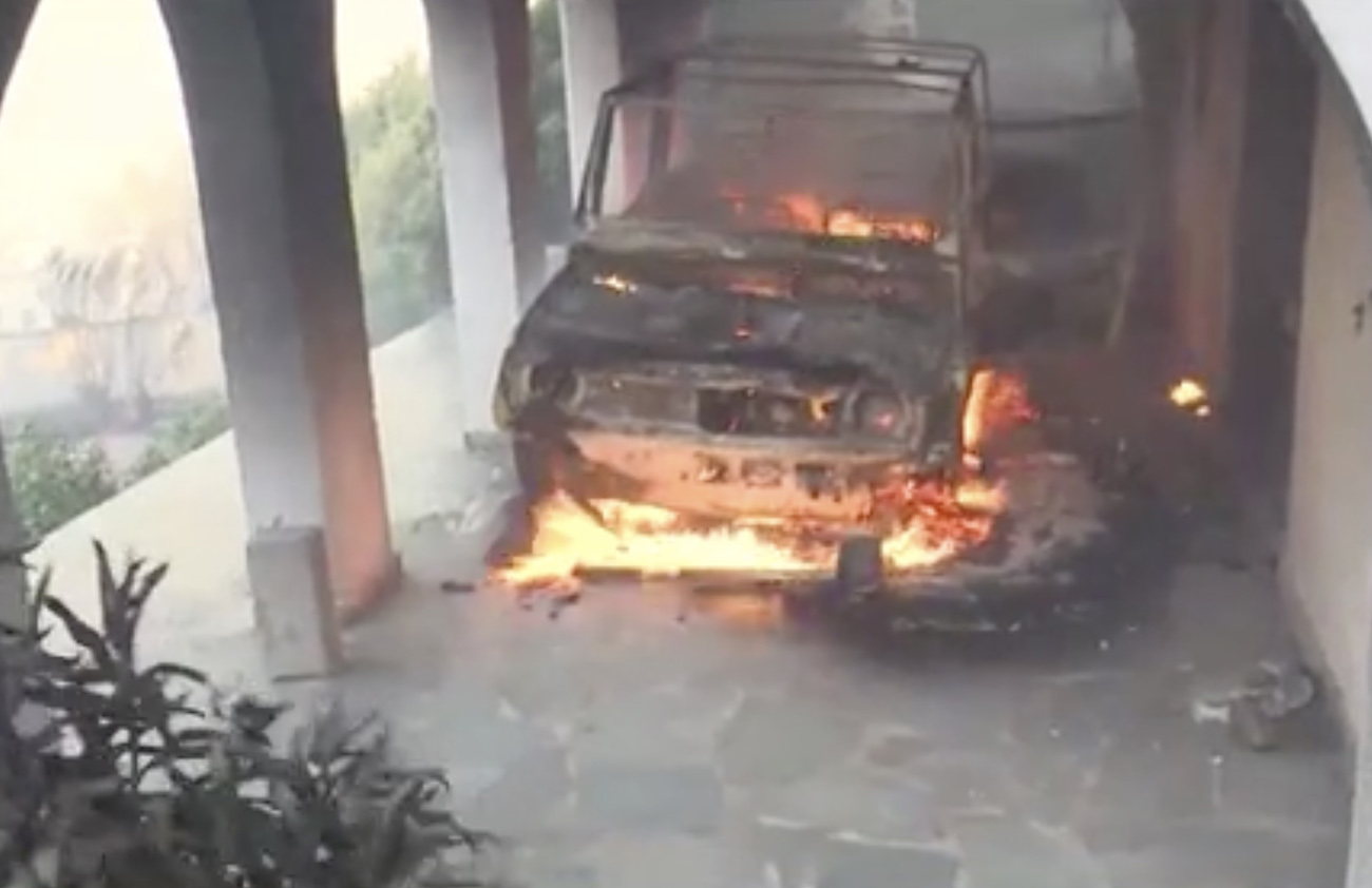 Φωτιά στην Πεντέλη: Εντολή για εκκένωση από Ντράφι προς Παλλήνη