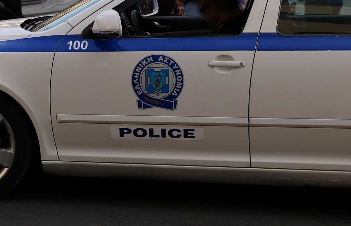 Θεσσαλονίκη: Κλοπές αυτοκινήτων, απάτες και χτυπήματα σε σπίτια – 15 οι συλλήψεις που έγιναν