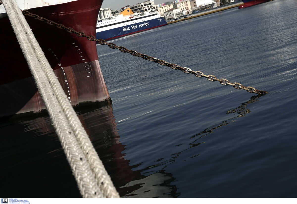 ΠΝΟ: Απεργία την Πρωτομαγιά – Δεμένα τα πλοία στα λιμάνια