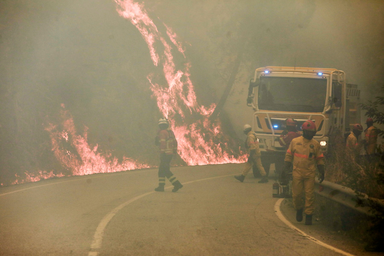 Φωτιές στην Πορτογαλία: Ζευγάρι ηλικιωμένων βρέθηκε απανθρακωμένο στο αυτοκίνητό του