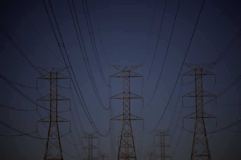 Λογαριασμοί ρεύματος: Τη Δευτέρα ανακοινώνουν τα νέα τιμολόγια οι προμηθευτές ενέργειας