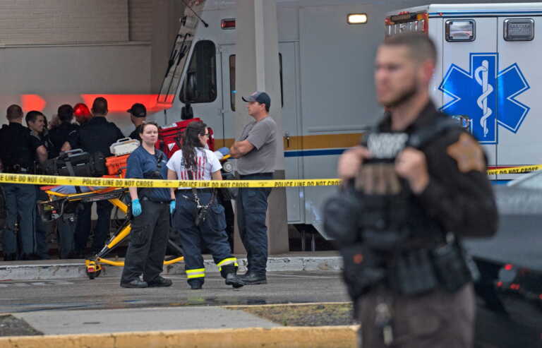 Ένοπλος άνοιξε πυρ σε εμπορικό κέντρο στην Ιντιάνα - Σκοτώθηκε από οπλισμένο πολίτη - Τέσσερις νεκροί