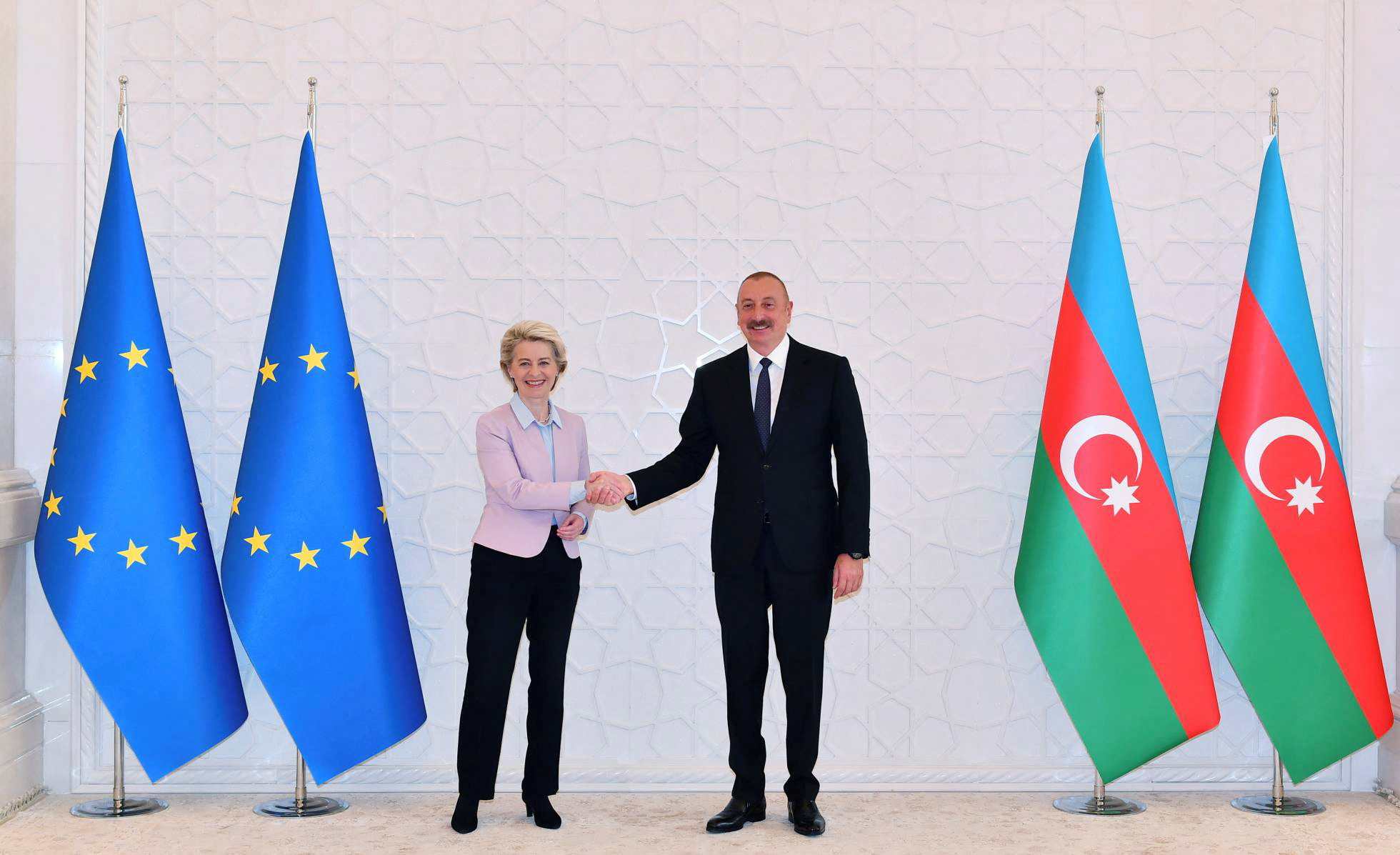 Azerbaijani President Ilham Aliyev shakes hands with European Commission President Ursula von der Leyen during a meeting in Baku, Azerbaijan, July 18, 2022. Official web-site of the President of the Republic of Azerbaijan