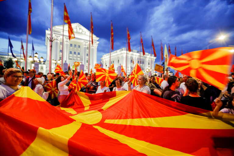 Βόρεια Μακεδονία: Πρώτο κόμμα στις δημοσκοπήσεις το VMRO
