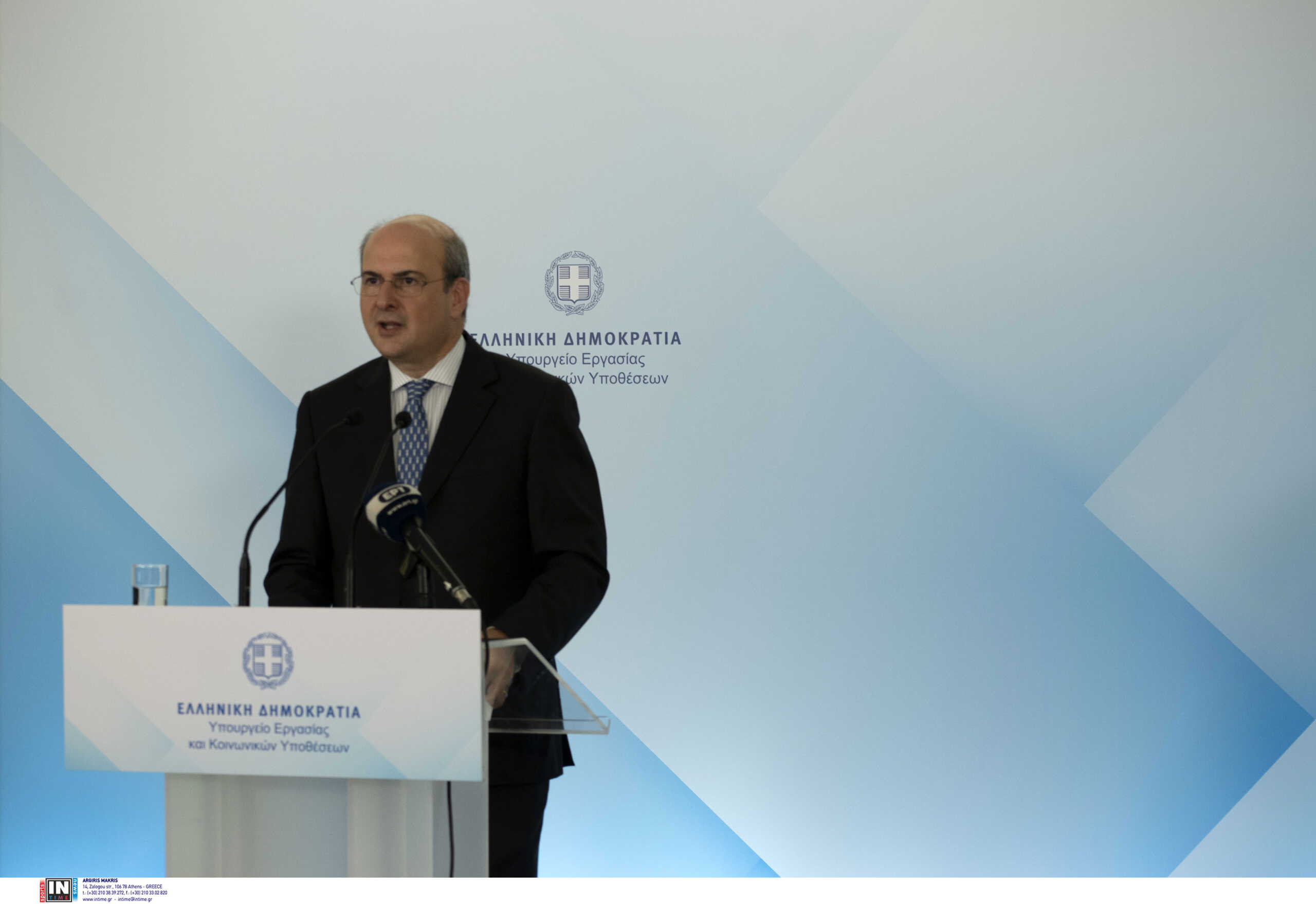 Κωστής Χατζηδάκης: Στις 27 Ιουλίου ξεκινούν οι αιτήσεις για το πρόγραμμα κατάρτισης 80.000 ανέργων
