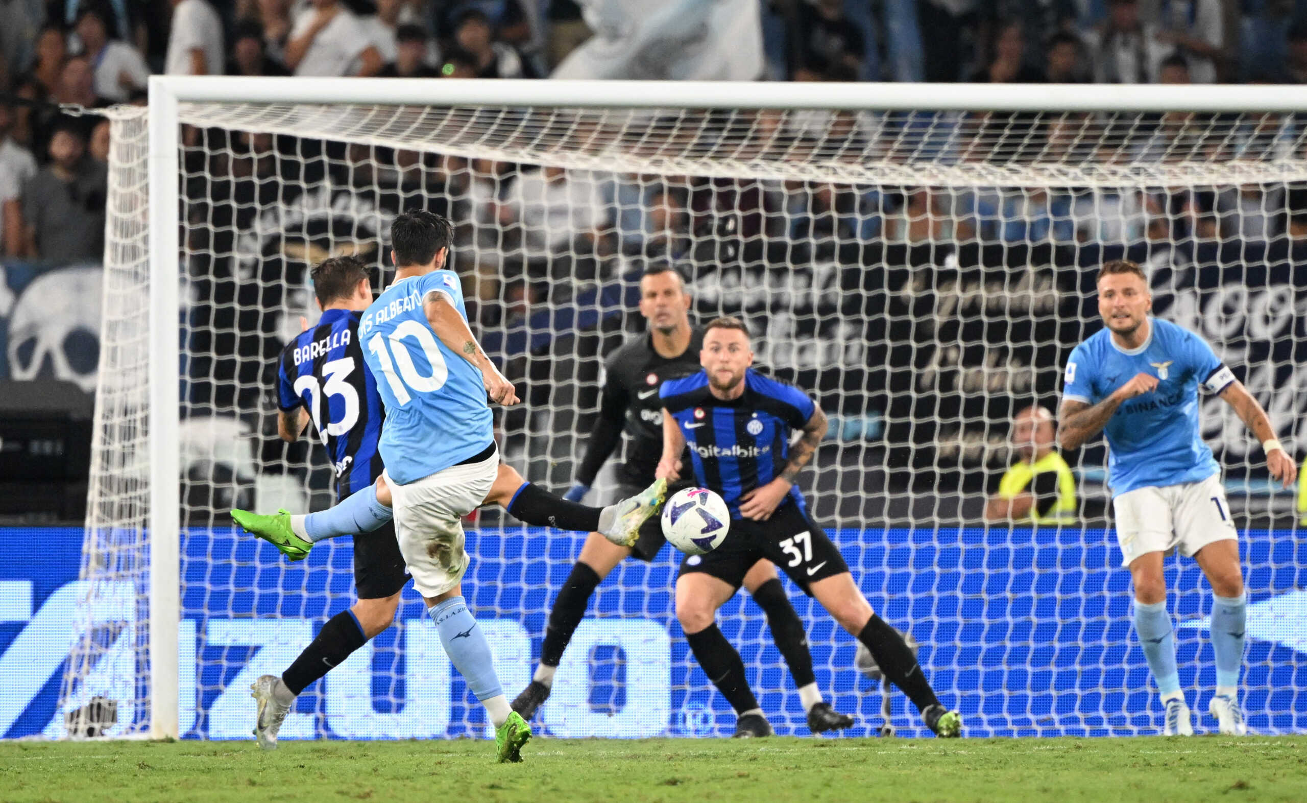 Soccer Football - Serie A - Lazio v Inter Milan - Stadio Olimpico, Rome, Italy - August 26, 2022 Lazio's Luis Alberto scores their second goal REUTERS