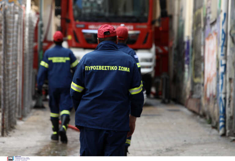 Δύο εργάτες εγκλωβίστηκαν σε φρεάτιο στις Λιβανάτες και παραλίγο να πεθάνουν από αναθυμιάσεις