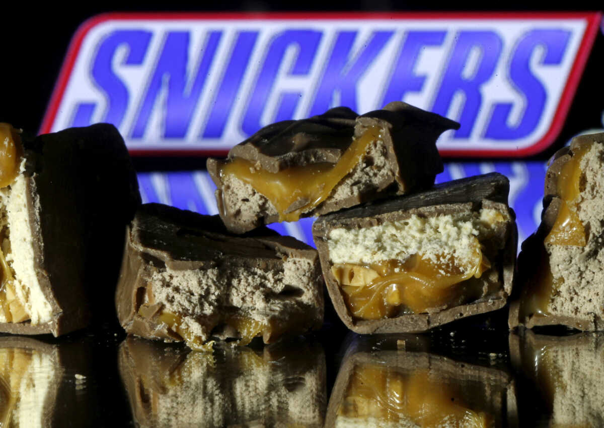 FILE PHOTO: Snickers bars are seen in this picture illustration taken February 23, 2016. REUTERS