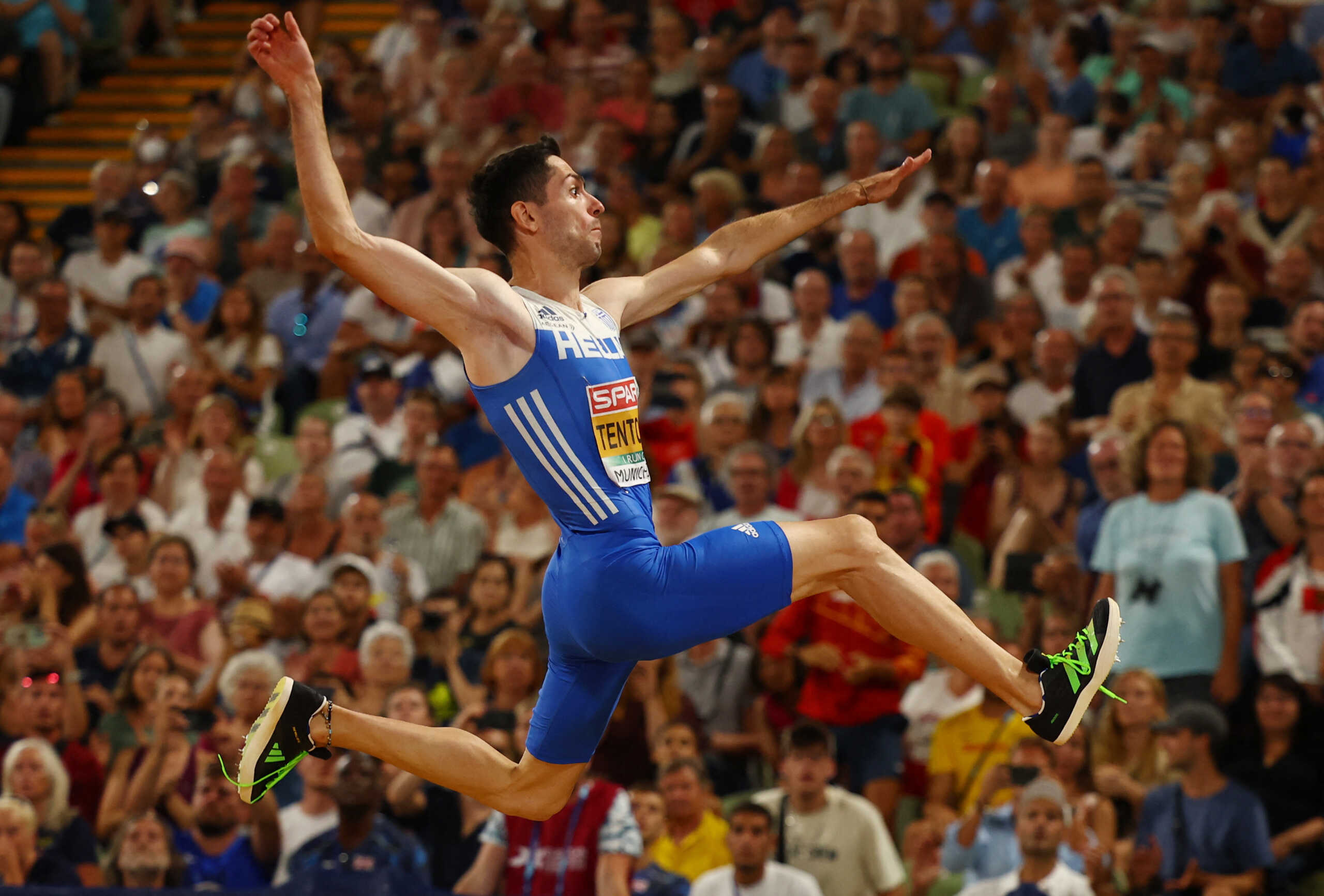 Athletics - 2022 European Championships - Olympiastadion, Munich, Germany - August 16, 2022 Greece's Miltiadis Tentoglou in action during the Men's Long Jump Final REUTERS