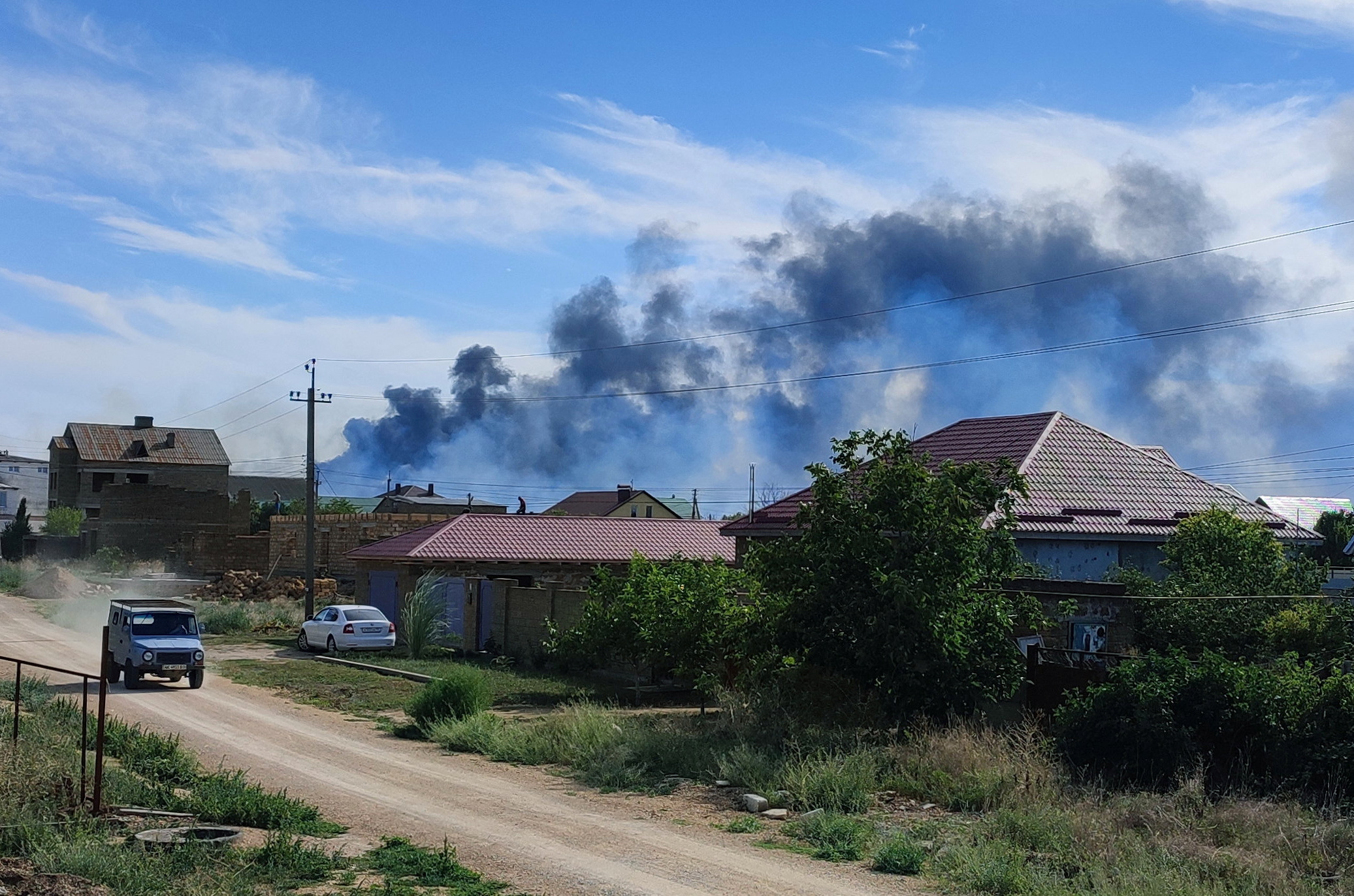 Μόσχα: Οι εκρήξεις στην Κριμαία οφείλονται σε πυρομαχικά της αεροπορικής βάσης, όχι σε επίθεση