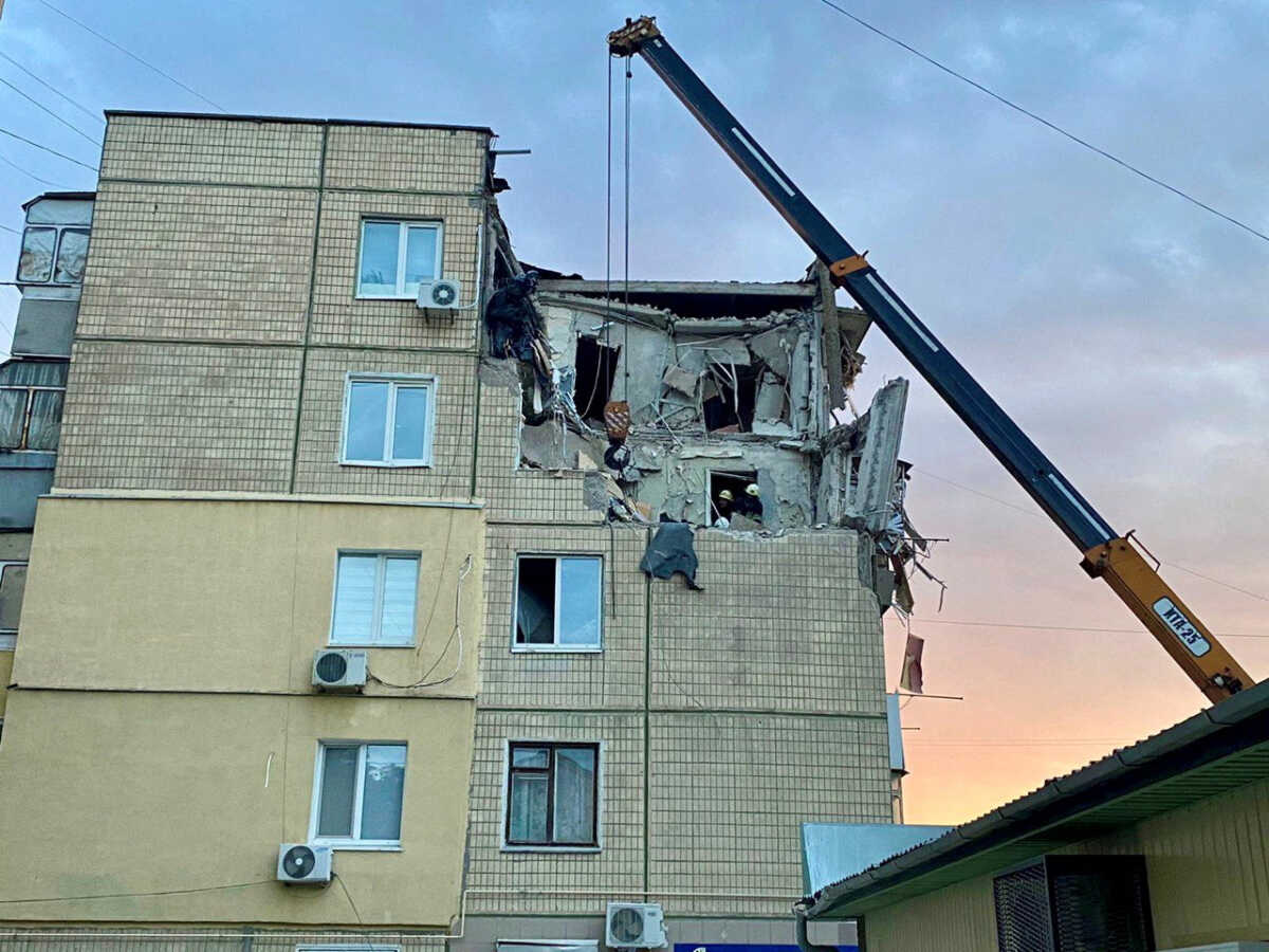 A view shows a residential building damaged by a Russian military strike, as Russia’s attack on Ukraine continues, in location given as the town of Nikopol, Dnipropetrovsk region, Ukraine August 11, 2022.  Press service of the State Emergency Service of Ukraine