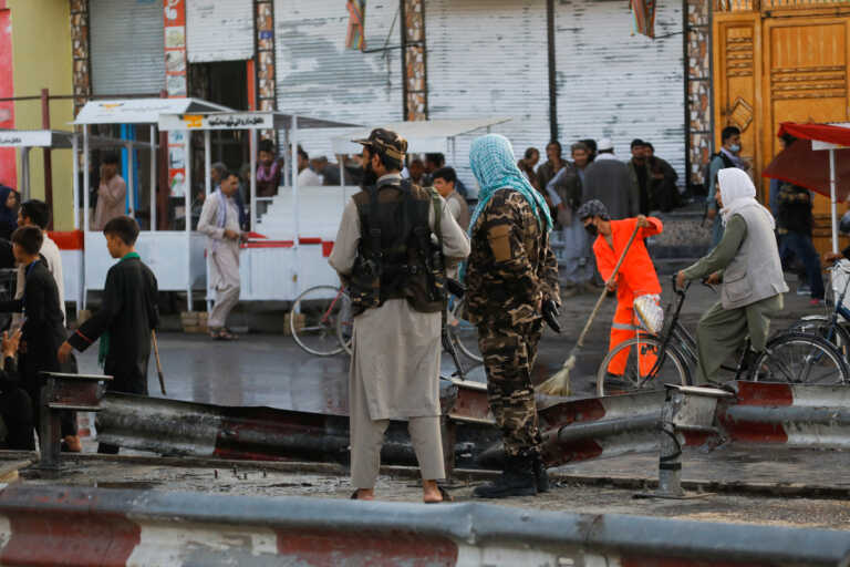 Αφγανιστάν: Έκρηξη σε λεωφορείο που μετέφερε διοικητικούς υπαλλήλους των Ταλιμπάν – Επτά τραυματίες