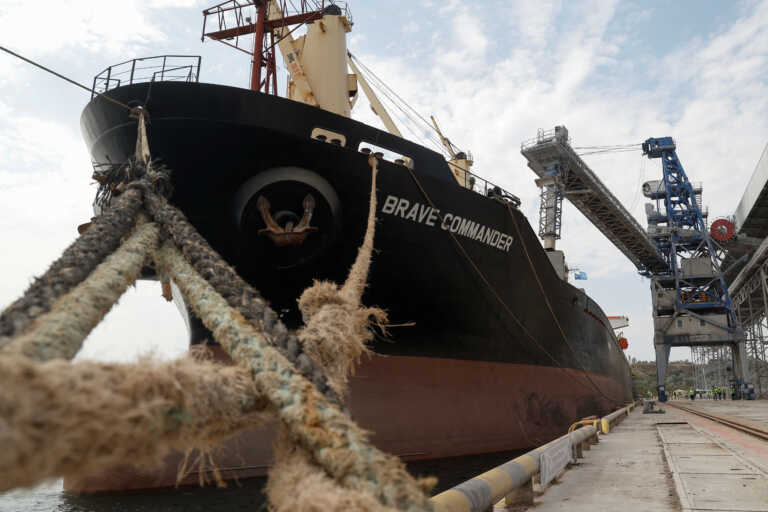 Αναχώρησε το πρώτο πλοίο με σιτηρά από την Ουκρανία για την Αφρική - Επανεκκίνηση στις παγκόσμιες εξαγωγές
