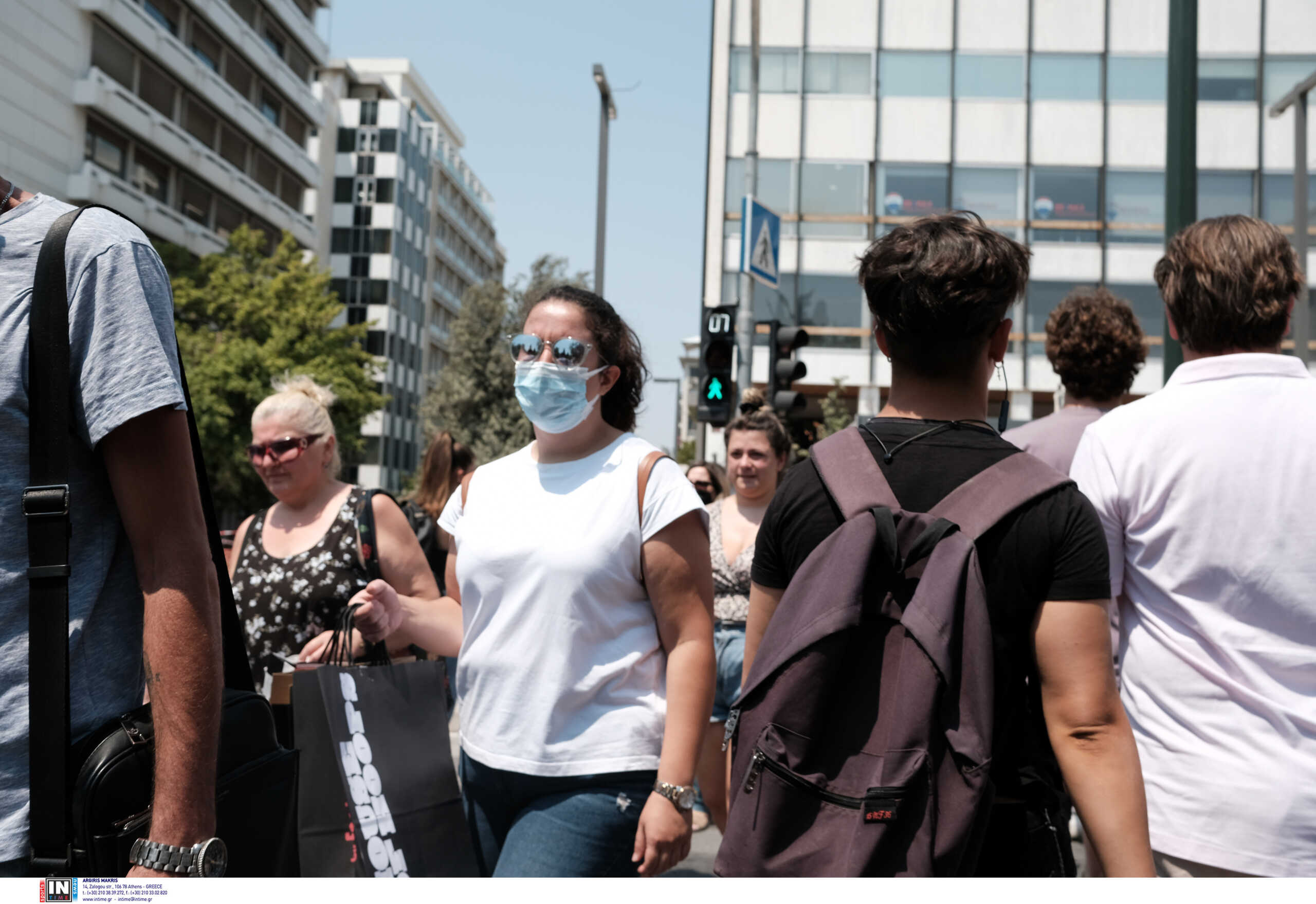 Ο κορονοϊός μείωσε το προσδόκιμο ζωής στην Ελλάδα και το 2021