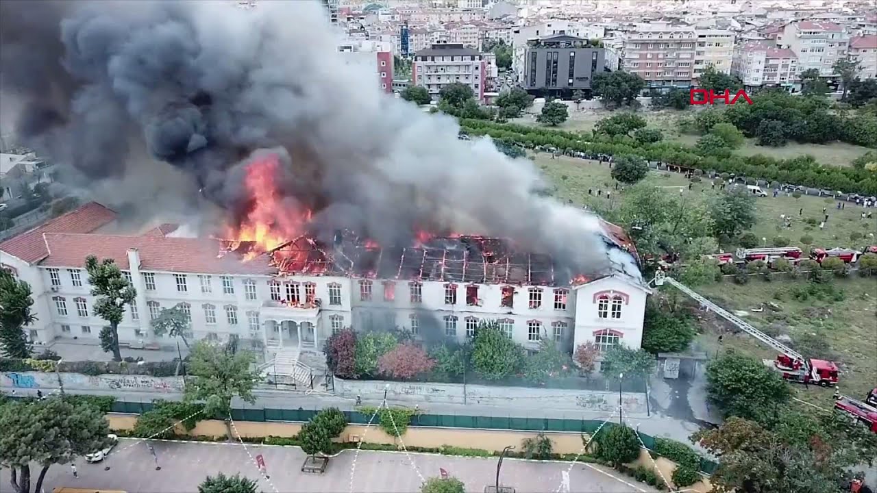 Κωνσταντινούπολη: Μεγάλη φωτιά στο ελληνικό νοσοκομείο