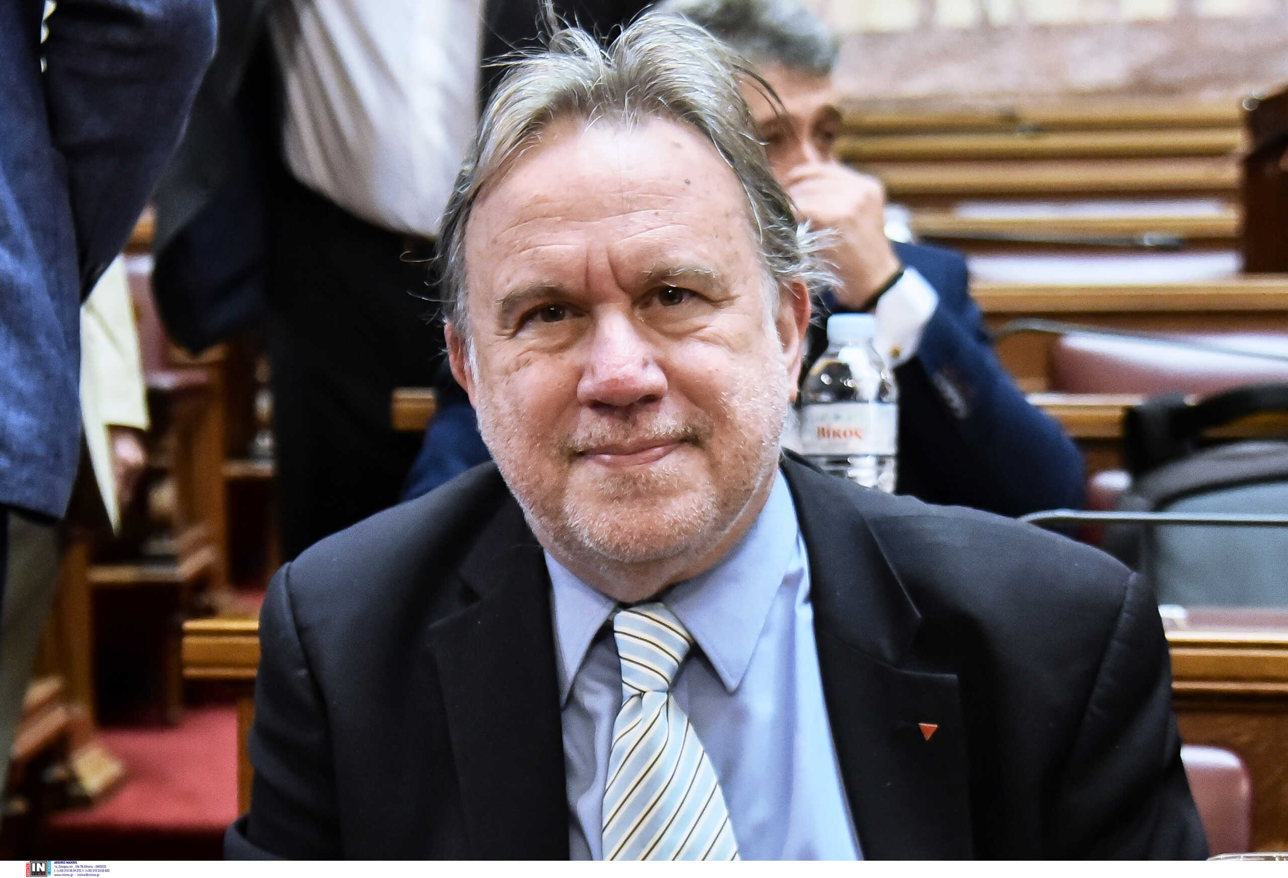 ÄÉÁÑÊÇÓ ÅÐÉÔÑÏÐÇ ÅÈÍÉÊÇÓ ÁÌÕÍÁÓ ÊÁÉ ÅÎÙÔÅÑÉÊÙÍ ÕÐÏÈÅÓÅÙÍ èá óõíåäñéÜóåé ìå èÝìá çìåñÞóéáò äéÜôáîçò: 	ÅíçìÝñùóç ôùí ìåëþí ôçò ÅðéôñïðÞò áðü ôïí Õðïõñãü ÅèíéêÞò ¶ìõíáò, ê. Íéêüëáï Ðáíáãéùôüðïõëï, êáôüðéí áéôÞìáôüò ôïõ, óýìöùíá ìå ôï Üñèñï 36 ðáñ. 5 ôïõ Êáíïíéóìïý ôçò ÂïõëÞò, ãéá ôéò ôñÝ÷ïõóåò åîåëßîåéò êáé, åéäéêüôåñá, ãéá ôï æÞôçìá ôçò áìõíôéêÞò âïÞèåéáò óôçí Ïõêñáíßá.