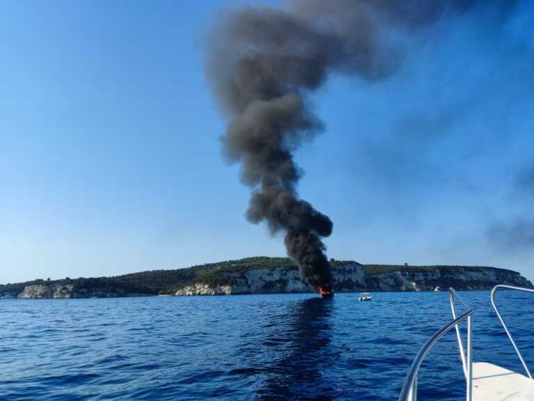 Παξοί: Ιστιοφόρο τυλίχθηκε στις φλόγες - Πρόλαβαν και σώθηκαν οι επιβάτες