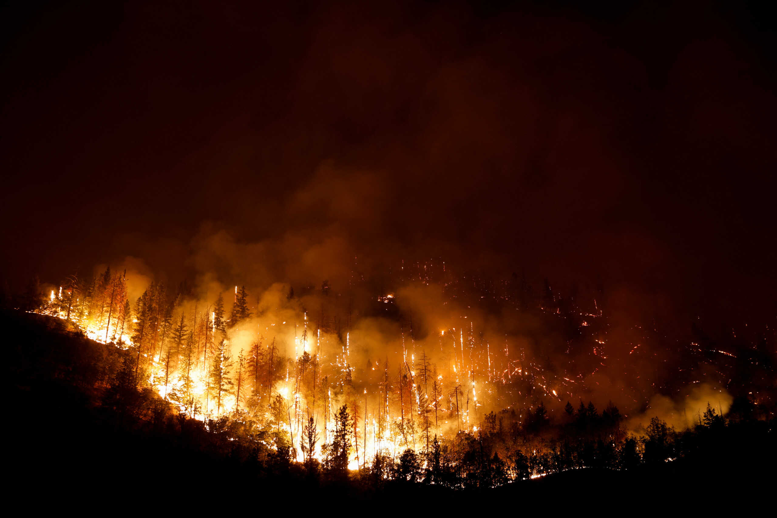 Καλιφόρνια: 4 νεκροί από τη φωτιά «McKinney», τη μεγαλύτερη της χρονιάς