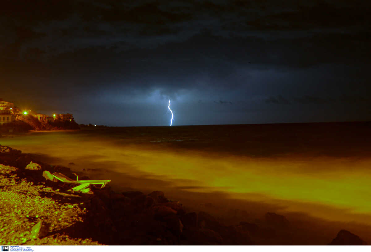 Καιρός – meteo: 50.000 κεραυνοί έως τις 17:00 – Ξεπέρασε τα 100 χιλιοστά η βροχή στα ανατολικά