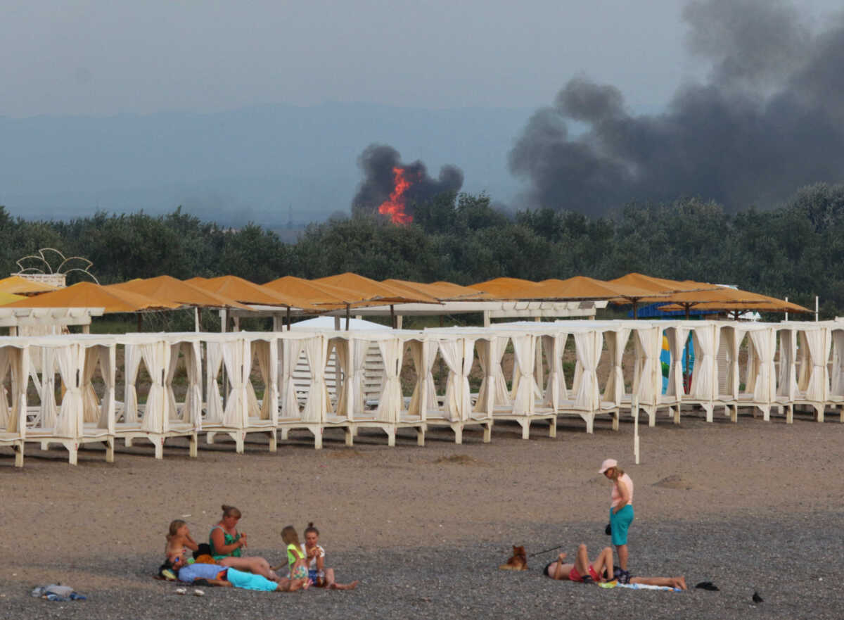 Ουκρανία: Το υπουργείο Άμυνας της Ουκρανίας σχολίασε την πυρκαγιά στην Κριμαία