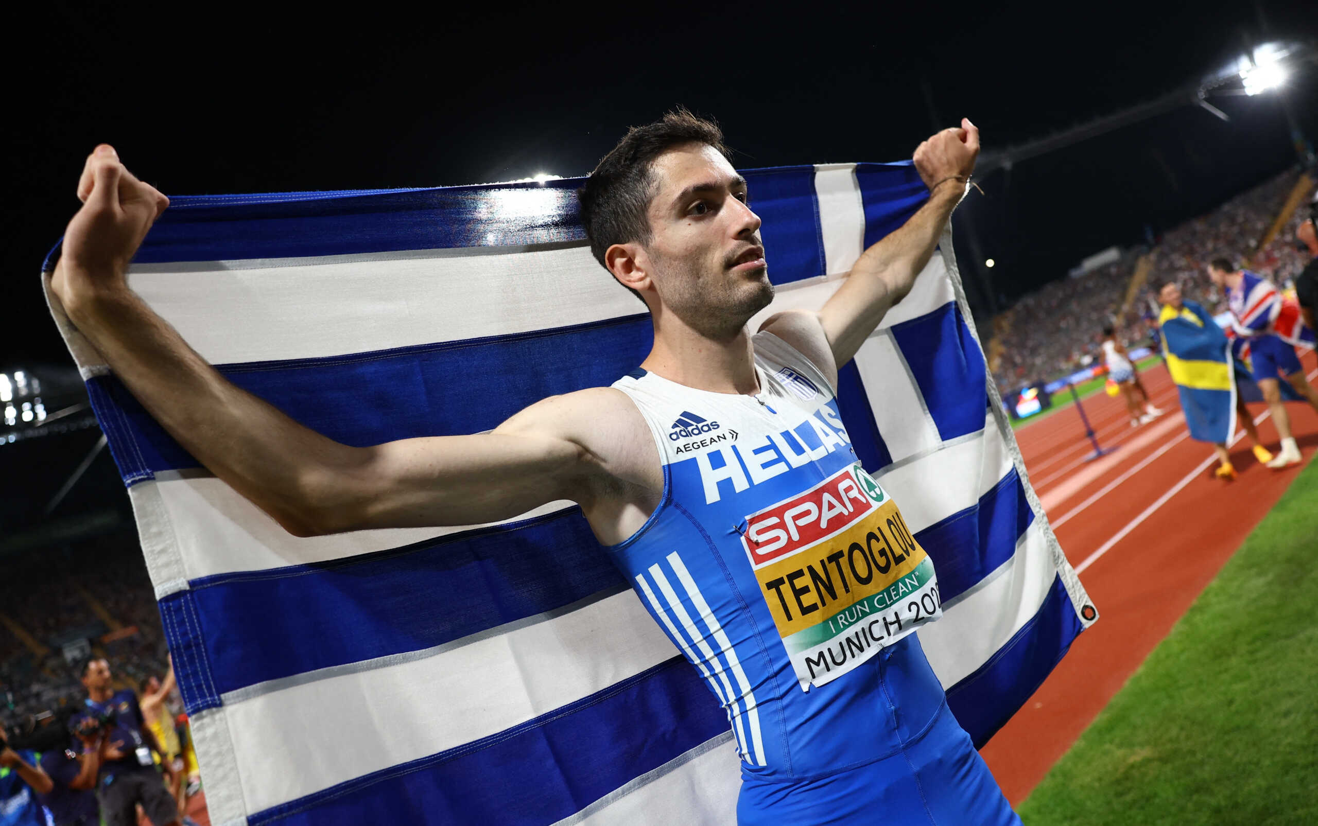 Athletics - 2022 European Championships - Olympiastadion, Munich, Germany - August 16, 2022 Greece's Miltiadis Tentoglou celebrates winning the Men's Long Jump Final REUTERS