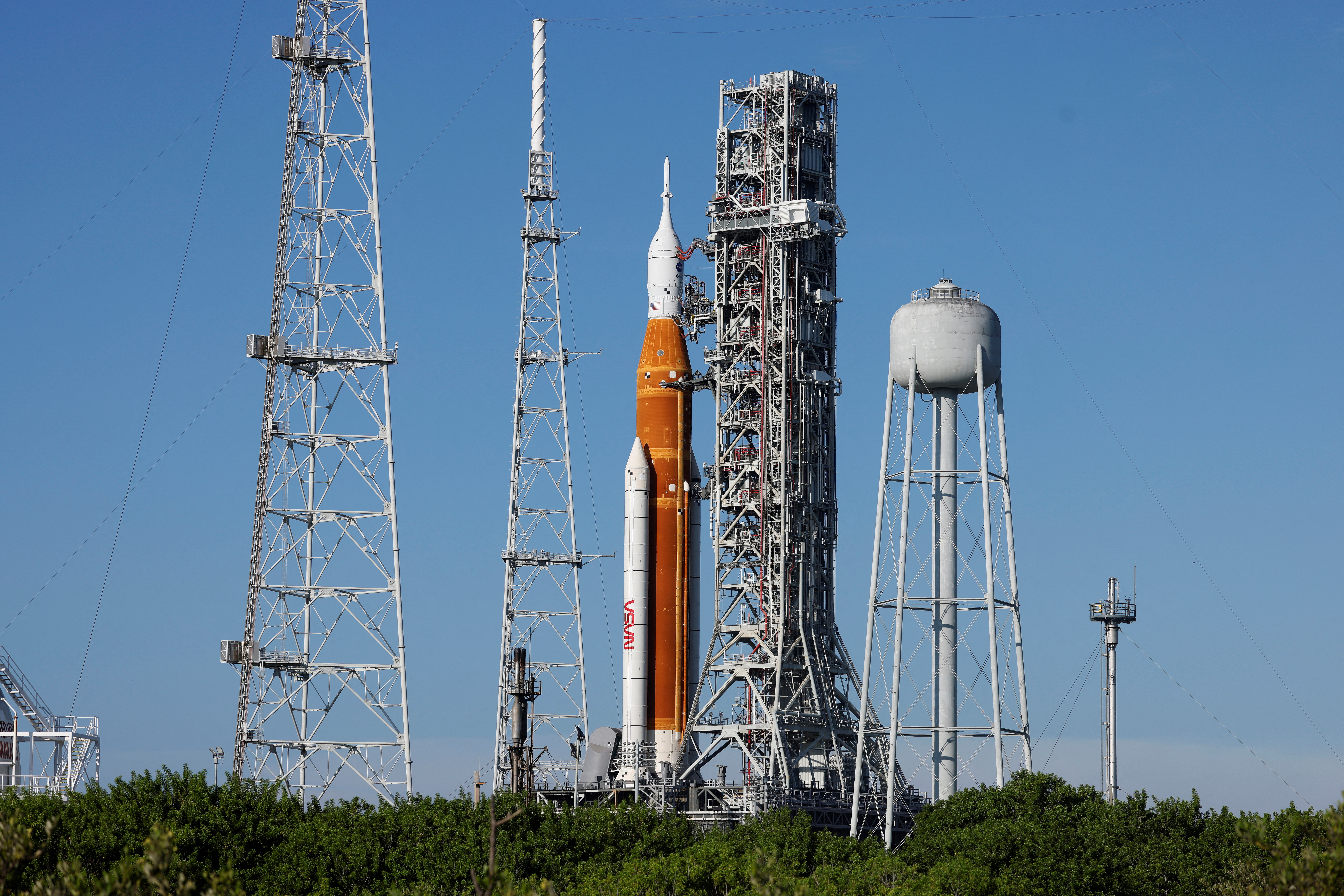 NASA’s next-generation moon rocket, the Space Launch System (SLS) rocket with its Orion crew capsule perched on top, as it stands on launch pad 39B in preparation for the unmanned Artemis 1 mission at Cape Canaveral, Florida, U.S. August 27, 2022. REUTERS