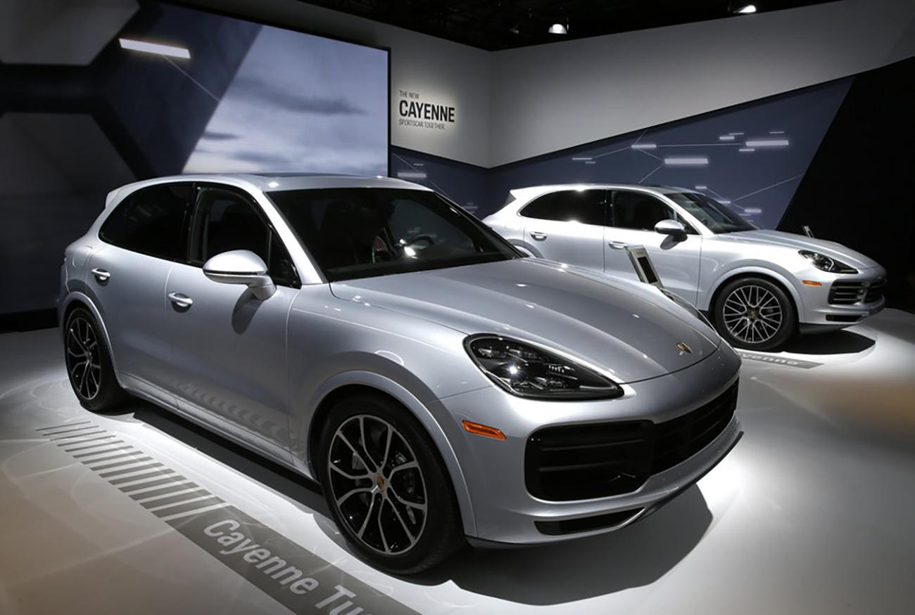 epa06358468 The Porsche Cayenne Turbo is displayed at the LA Auto Show at the Convention Center in Los Angeles, California, USA, 29 November 2017. AutoMobility LA is a press and trade event which showcases the future of transportation. The event takes place 27 to 30 November 2017 and precedes the Los Angeles Auto Show which runs 01 to 10 December.  EPA