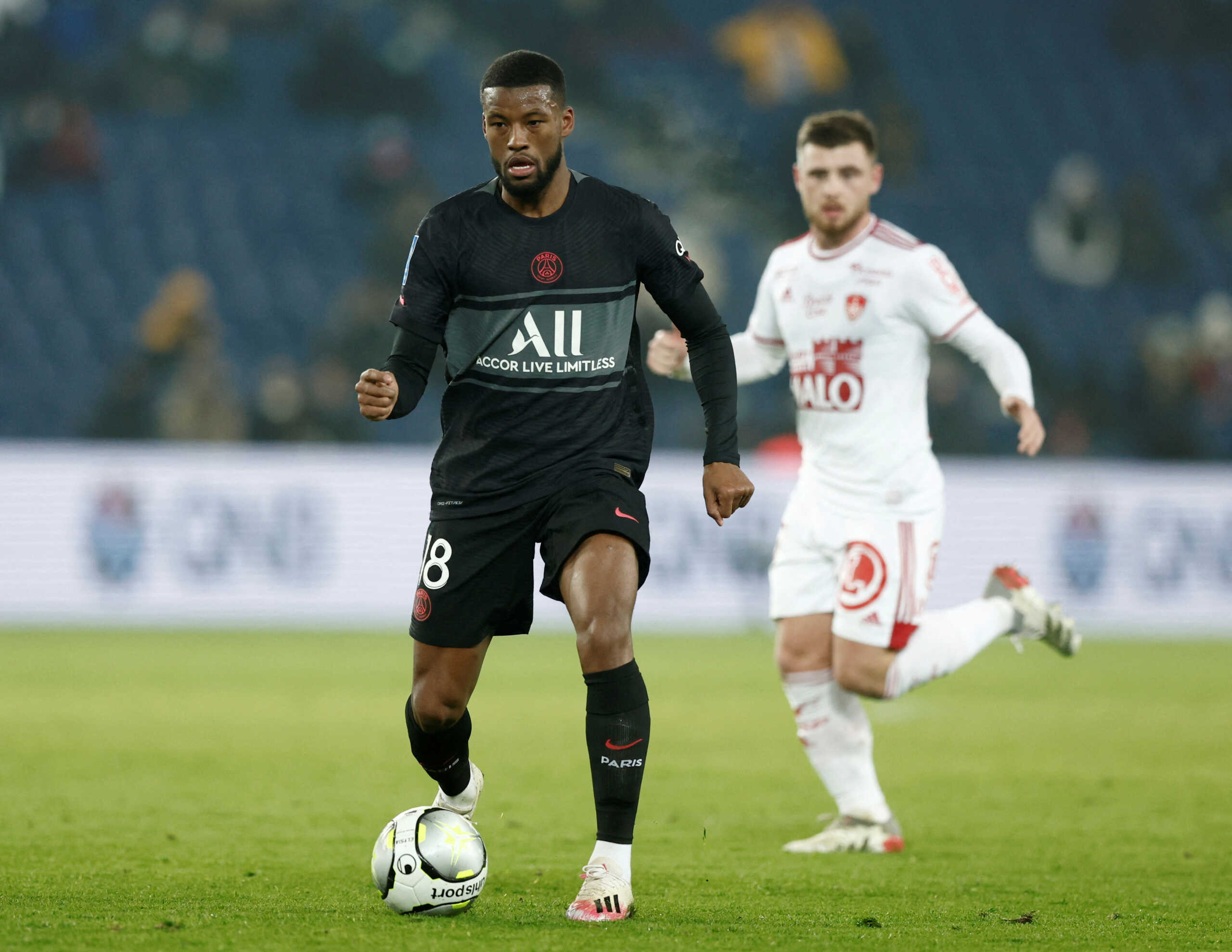 FILE PHOTO: Soccer Football - Ligue 1 - Paris St Germain v Brest - Parc des Princes, Paris, France - January 15, 2022 Paris St Germain's Georginio Wijnaldum in action REUTERS