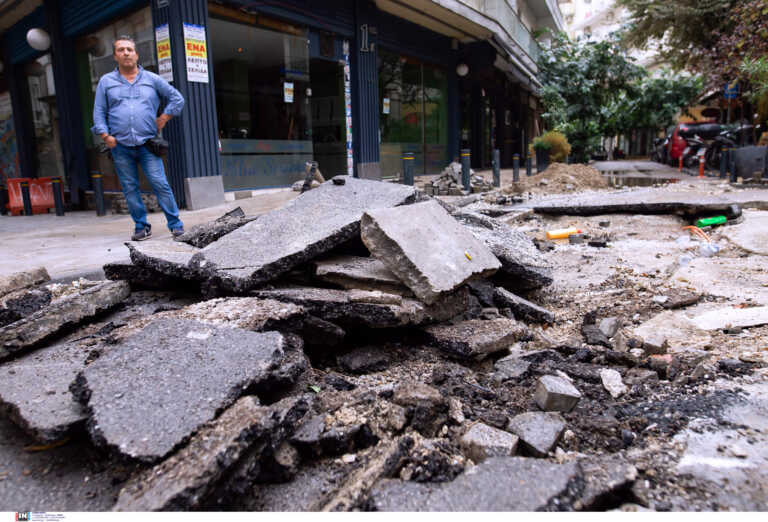 Καιρός – Θεσσαλονίκη: Μπλακ άουτ και νέες εικόνες βιβλικής καταστροφής – Εκρήξεις σε υποσταθμό της ΔΕΗ
